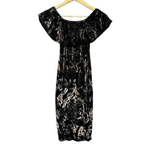 XS black and gray felt mid-length dress